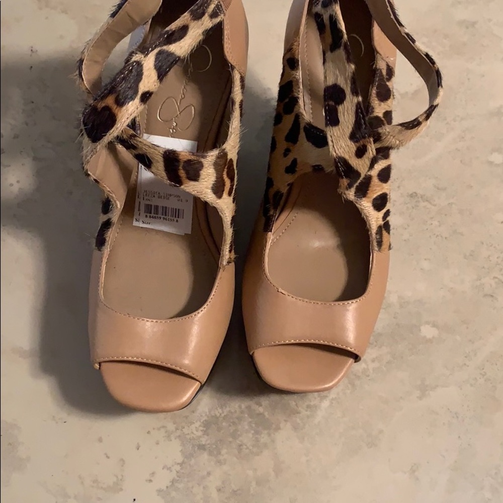 Jessica Simpson Leeza Beige Size 7 1/2